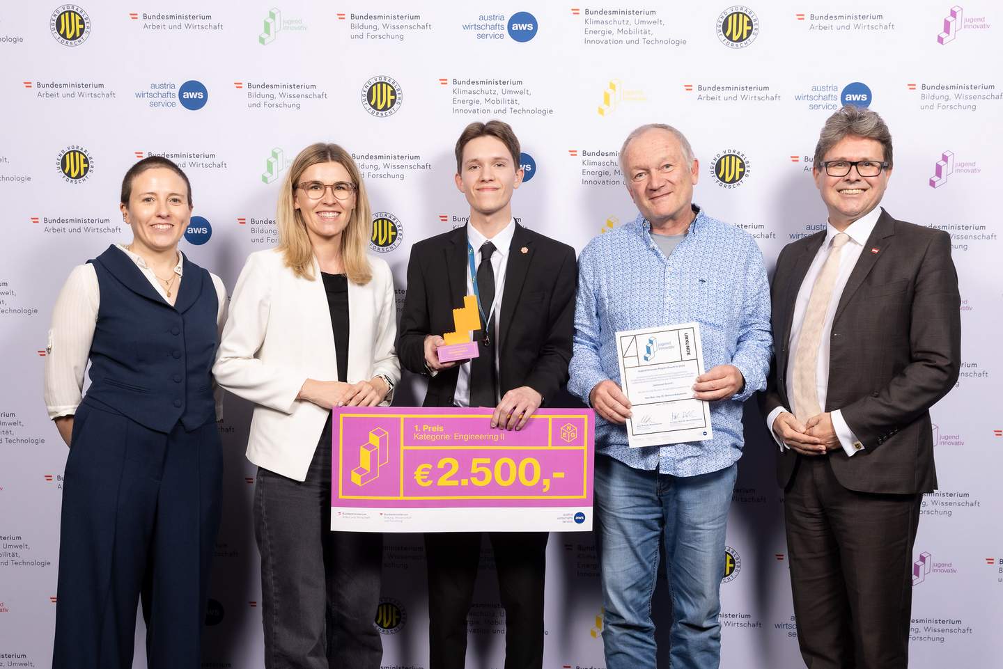 _c_JI_Monika_Fellner_1